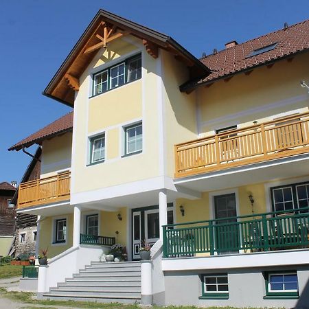 Appartment Stroblhof Айх Екстер'єр фото